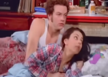 U0327002 what kind of burglar robs people on Week night part 2